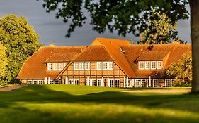 Paolos Landhaus Am Golfpark 3*